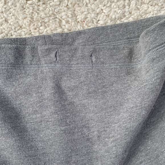 Victoria’s Secret sweater size S - Picture 3 of 7